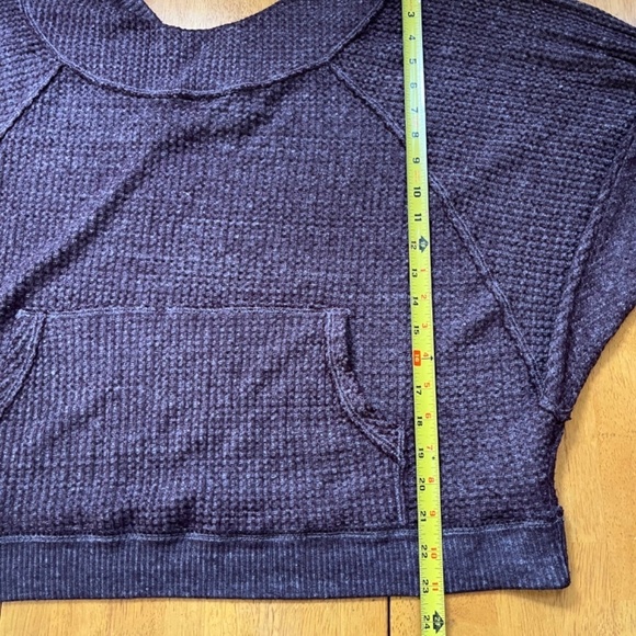 Free People Thermal Off Shoulder Blouse Washed Purple Oversized Fall, Size M - Picture 11 of 13